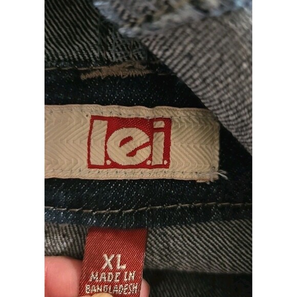 L.E.I. Y2k Dark Denim Whiskered Faded Hippie Overalls Size XL Juniors - Picture 12 of 13